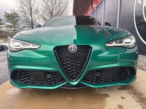 New 2026 Alfa Romeo Giulia AWD image 4
