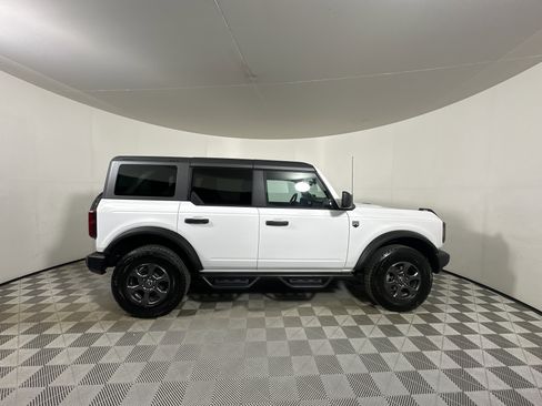 Used 2024 Ford Bronco Big Bend image 8