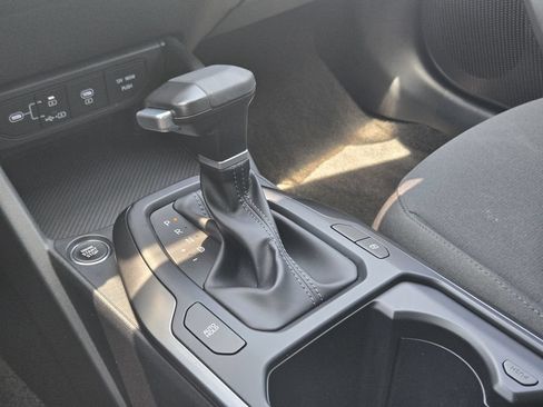 New 2026 Kia K4 FWD image 15