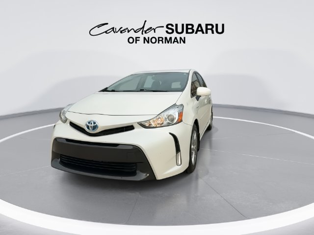 Used 2016 Toyota Prius V Four FWD image 4
