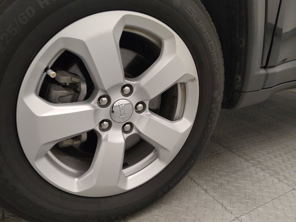 Used 2020 Jeep Compass Latitude AWD/4WD image 31