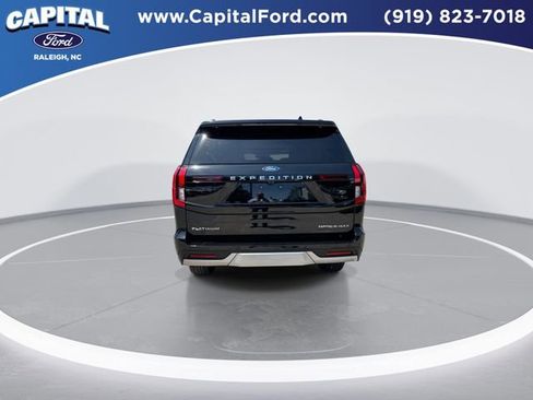 Certified 2025 Ford Expedition Max Platinum w/ Driver's Package image 7