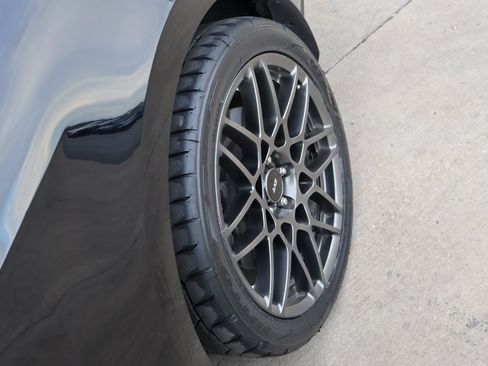 Used 2013 Ford Mustang Shelby GT500 image 38