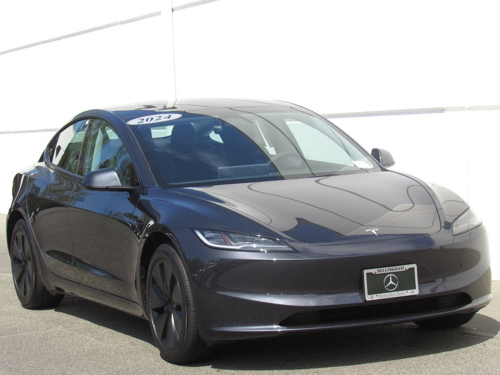 Used 2024 Tesla Model 3 Standard Range RWD image 2