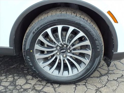 Used 2023 Lincoln Aviator Reserve w/ Elements Package Plus image 9