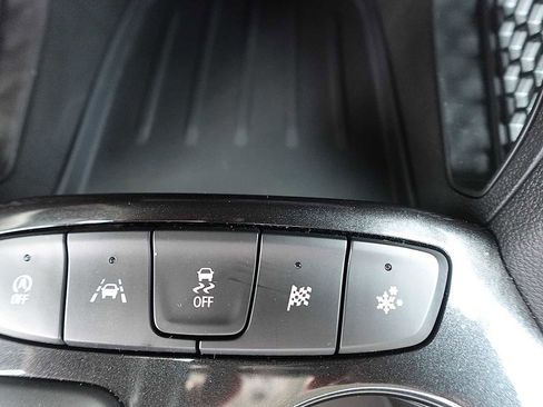 Used 2023 Chevrolet TrailBlazer LT w/ Convenience Package image 20