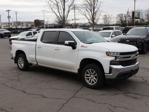 Used 2020 Chevrolet Silverado 1500 LT w/ All-Star Edition image 2