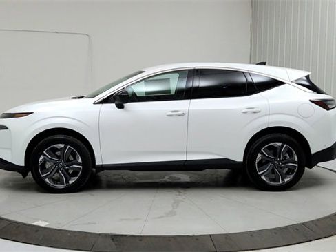 New 2025 Nissan Murano SV image 4