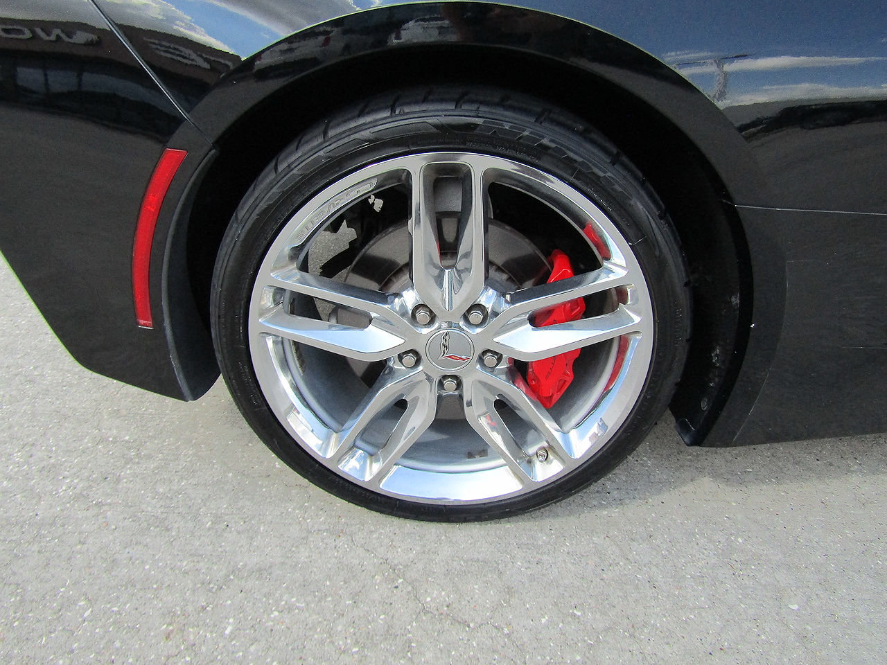 Used 2017 Chevrolet Corvette Stingray Coupe w/ 3LT Preferred Equipment Group RWD image 23