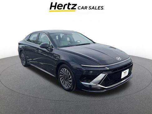 Used 2025 Hyundai Sonata SEL FWD image 1