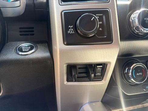 Used 2019 Ford F350 Lariat w/ Lariat Ultimate Package AWD/4WD image 24