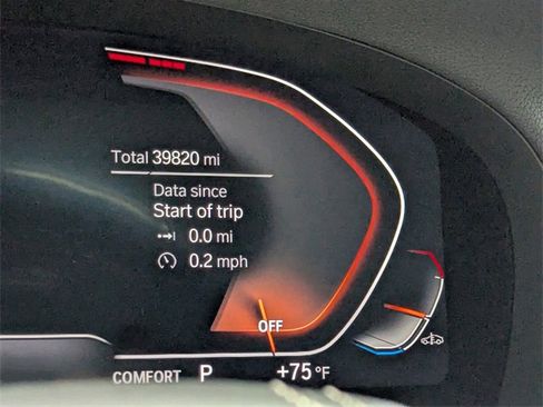 Used 2022 BMW 740i image 21