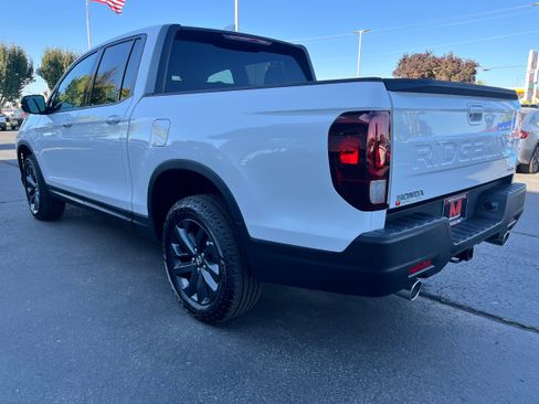 New 2025 Honda Ridgeline Sport image 8