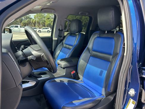 Certified 2022 Nissan Frontier SV image 21