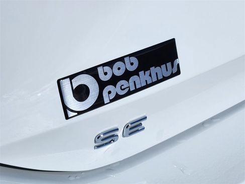 New 2026 Volkswagen Tiguan SE image 30