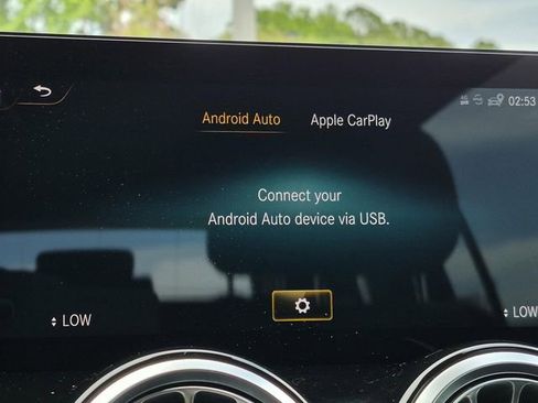 Certified 2022 Mercedes-Benz GLB 250 4MATIC image 31