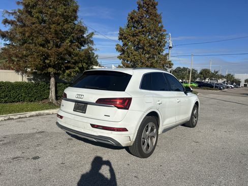 Used 2021 Audi Q5 Premium Plus w/ Premium Plus Package image 5