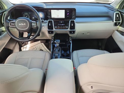 Used 2023 Kia Sorento SX image 11