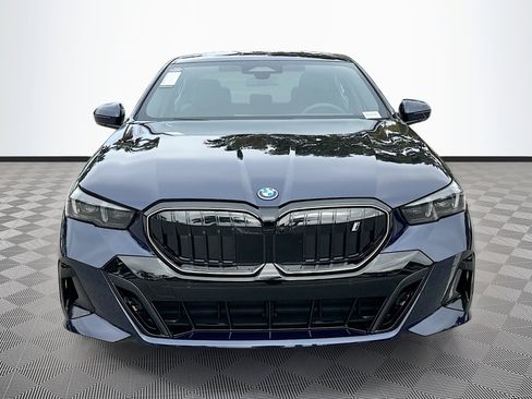 New 2026 BMW i5 eDrive40 w/ M Sport Package image 2