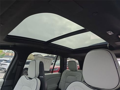 New 2026 Lincoln Aviator Black Label image 25