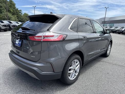 Used 2024 Ford Edge SEL AWD/4WD image 7