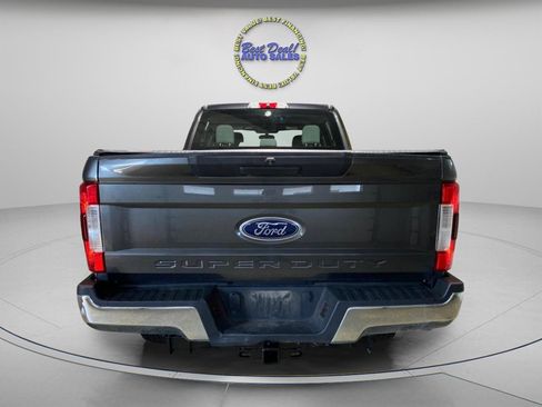 Used 2019 Ford F250 XL w/ STX Appearance Package AWD/4WD image 3