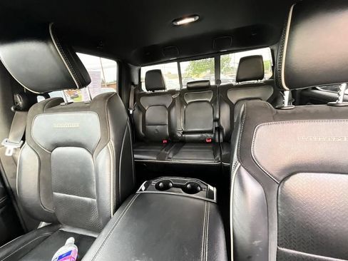 Used 2022 RAM 1500 Laramie AWD/4WD image 34