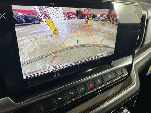 New 2026 GMC Sierra 1500 SLE image 16