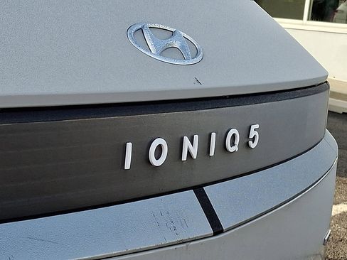 Certified 2024 Hyundai Ioniq 5 SEL AWD/4WD image 29