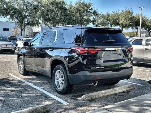 Used 2022 Chevrolet Traverse LT image 4