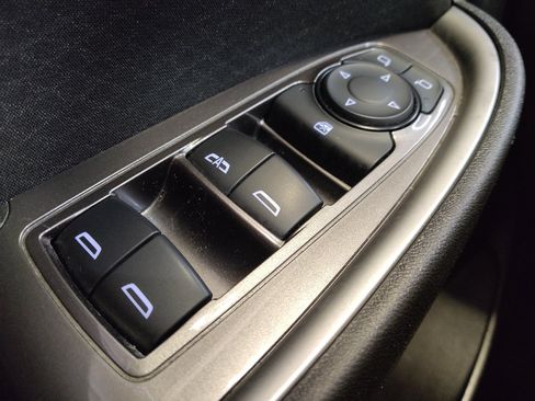 Used 2023 Chevrolet Malibu LT FWD image 27