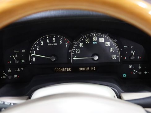 Used 2006 Cadillac XLR image 48