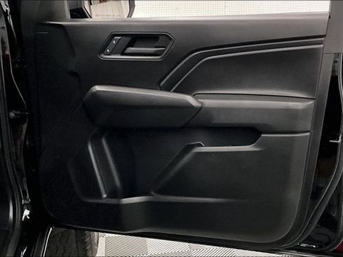 Used 2025 Chevrolet Colorado Trail Boss AWD/4WD image 21