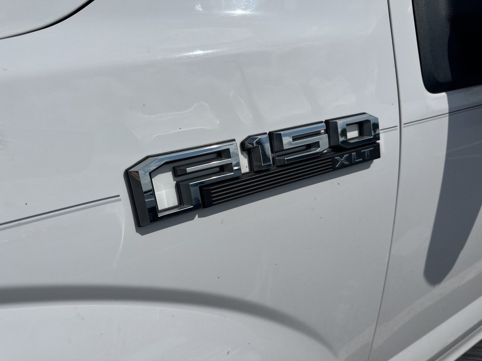 Used 2019 Ford F150 XLT w/ Equipment Group 302A Luxury RWD image 3