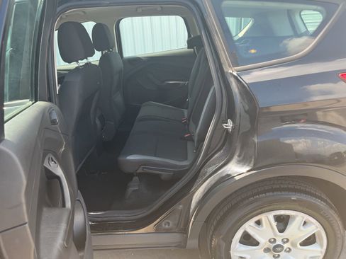 Used 2016 Ford Escape S FWD image 12
