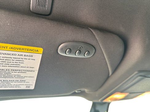 Used 2014 Ford Taurus Limited image 17