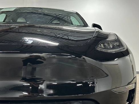 Used 2023 Tesla Model Y Long Range image 6