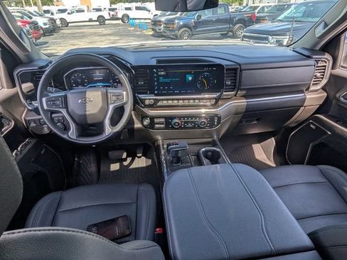 Used 2024 Chevrolet Silverado 1500 RST AWD/4WD image 13