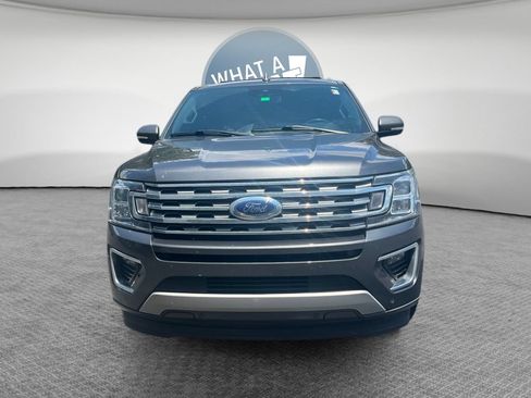 Used 2020 Ford Expedition Limited w/ Equipment Group 301A RWD image 9