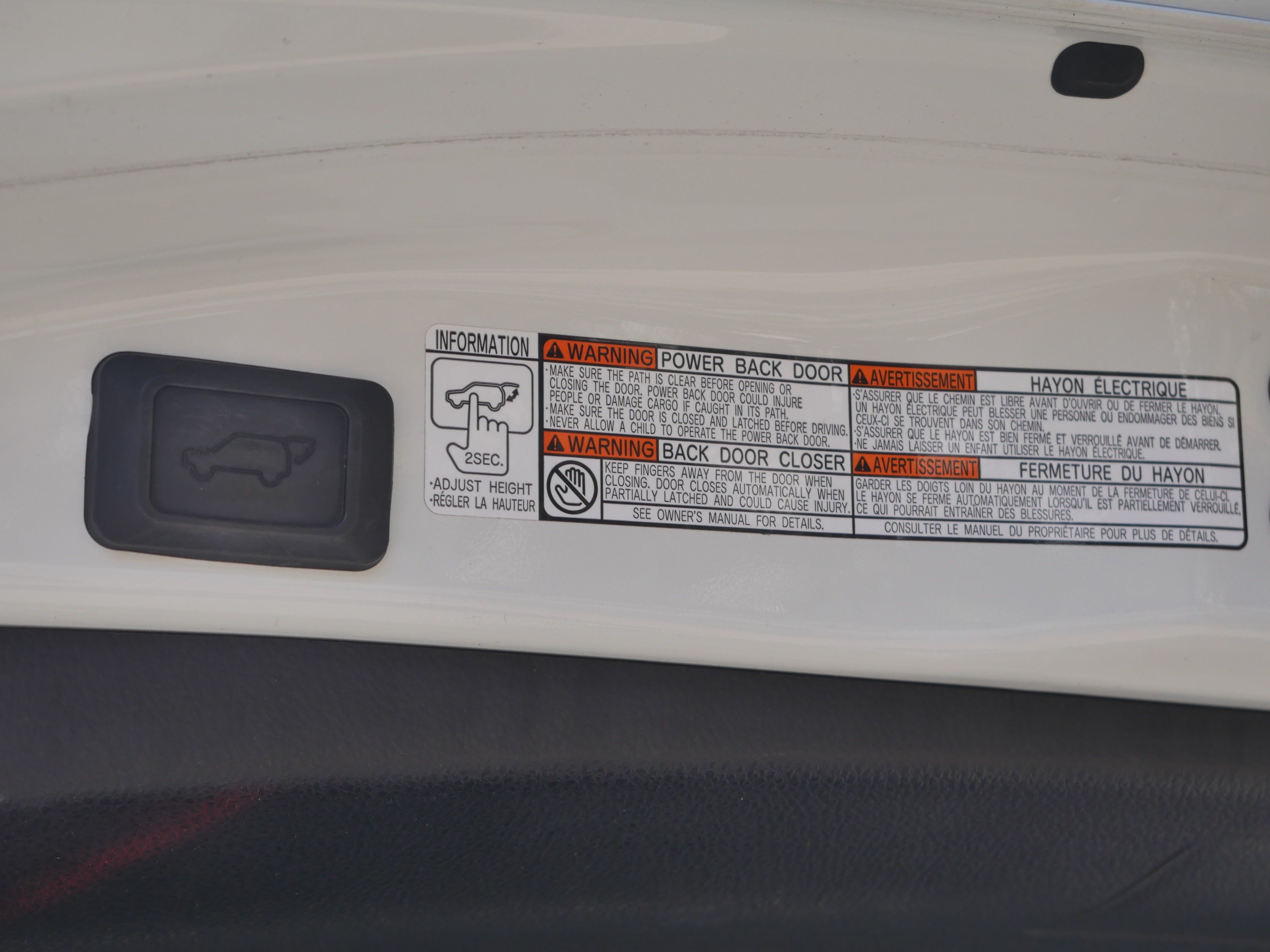 Used 2017 Toyota RAV4 Limited w/ Advanced Technology Package AWD/4WD image 27