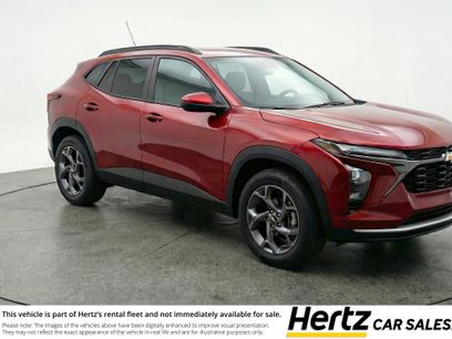 Used 2025 Chevrolet Trax LT