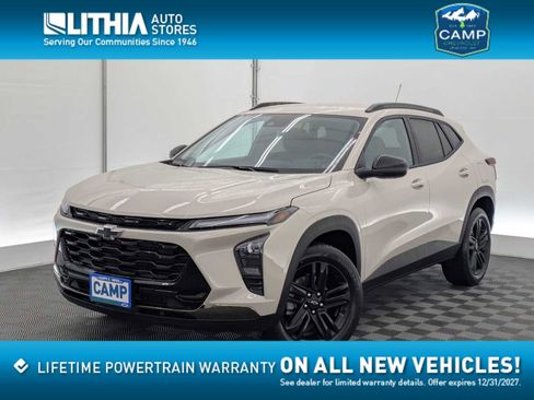 New 2026 Chevrolet Trax ACTIV w/ Driver Confidence Package FWD image 1
