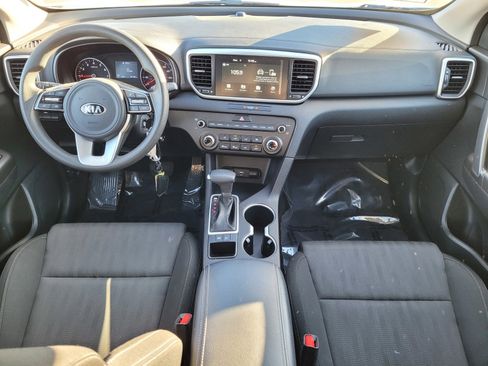 Used 2021 Kia Sportage LX image 10