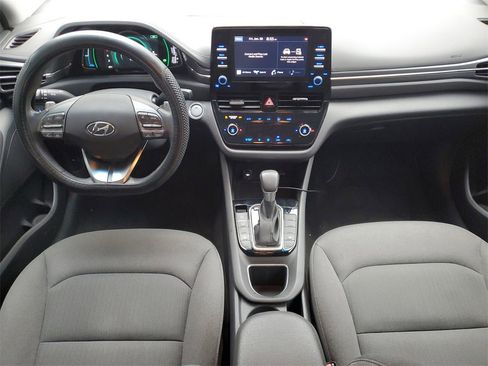 Used 2021 Hyundai Ioniq SE image 9