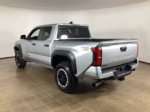 Used 2024 Toyota Tacoma TRD Off-Road AWD/4WD image 7