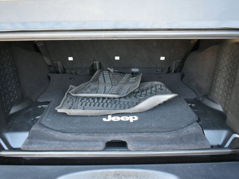 Used 2017 Jeep Wrangler Unlimited Sport w/ Quick Order Package 23S image 49