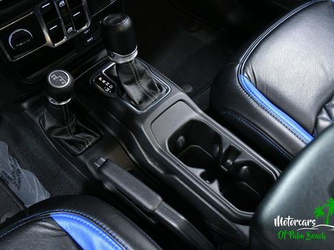 Used 2024 Jeep Wrangler Unlimited Sport AWD/4WD image 58