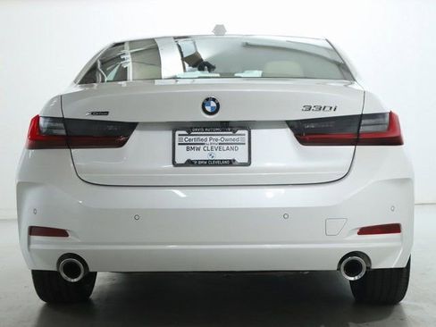 Certified 2025 BMW 330i xDrive Sedan w/ Premium Package image 42