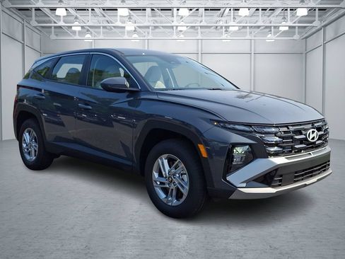 New 2026 Hyundai Tucson SE AWD/4WD image 2