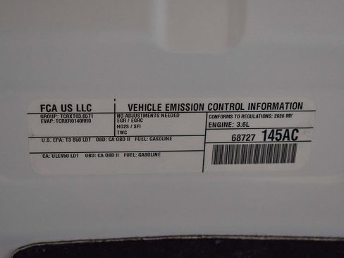 New 2026 Chrysler Pacifica Pinnacle w/ Trailer Tow Group AWD/4WD image 28